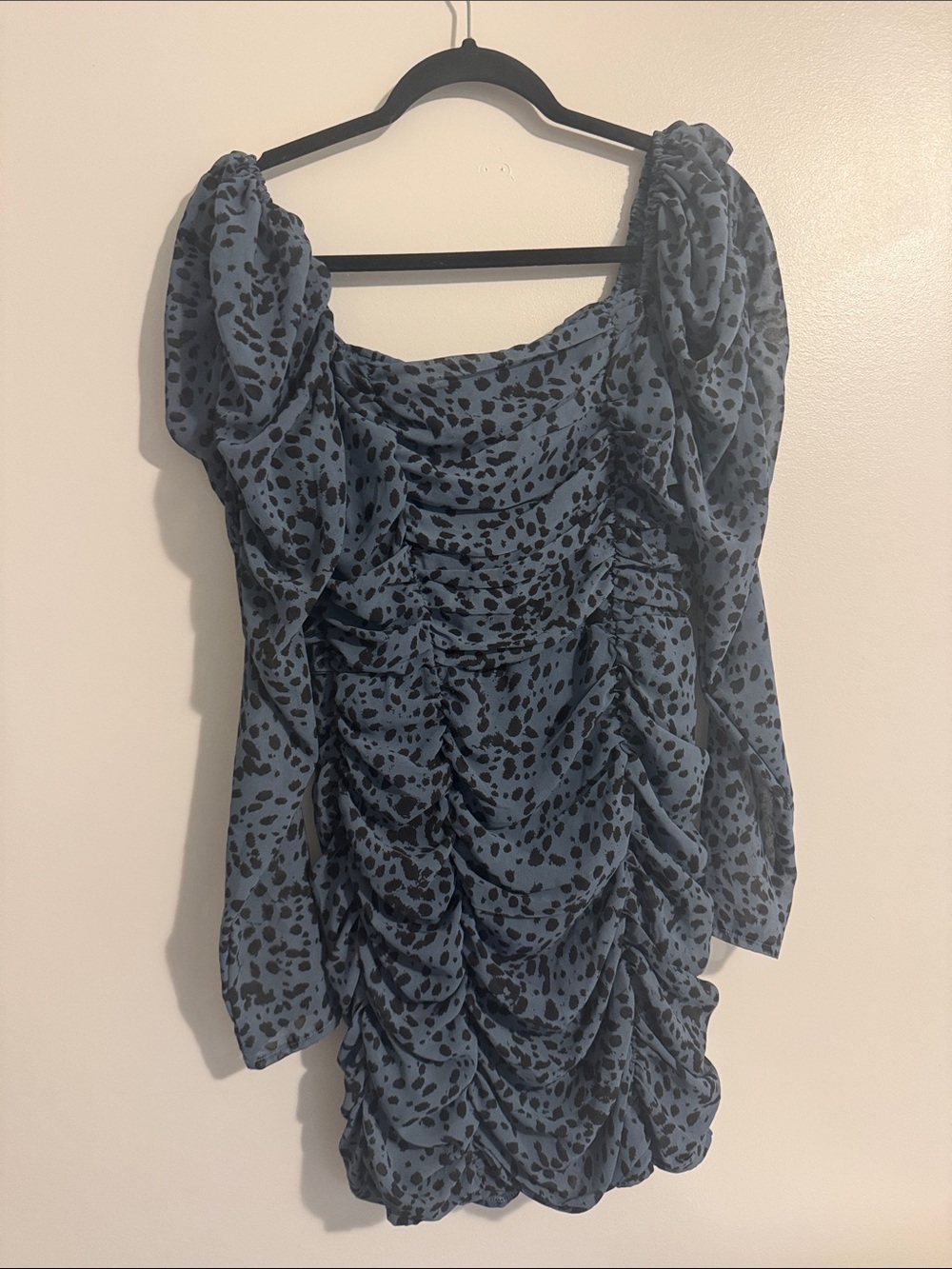 NWT Nasty Gal Blue Ruched Animal Print Mini Dress - Picture 2 of 4